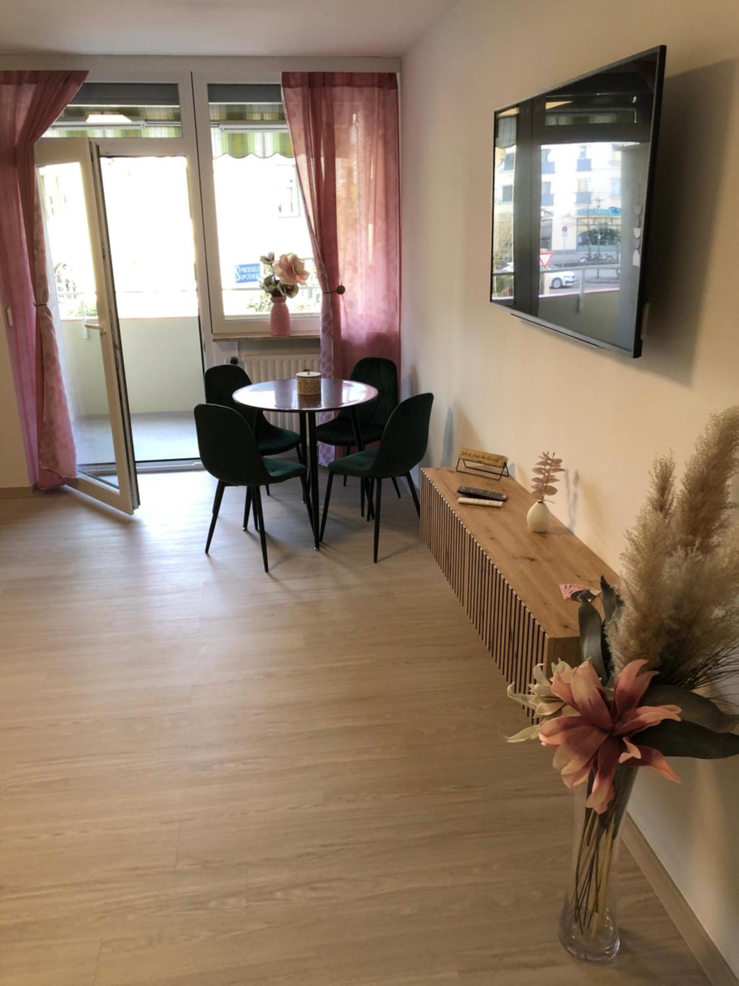 Lilis Apartment Mit Balkon Augsburg Zewnętrze zdjęcie