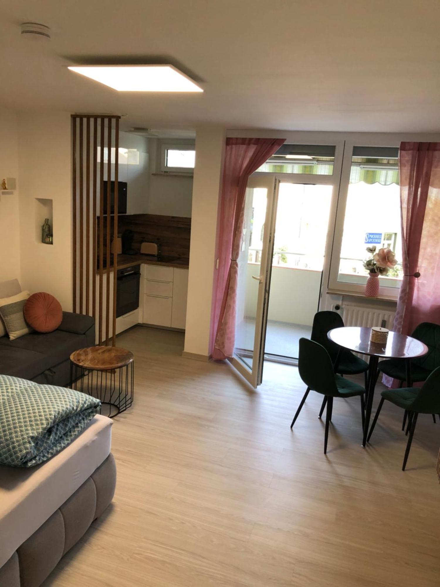 Lilis Apartment Mit Balkon Augsburg Zewnętrze zdjęcie
